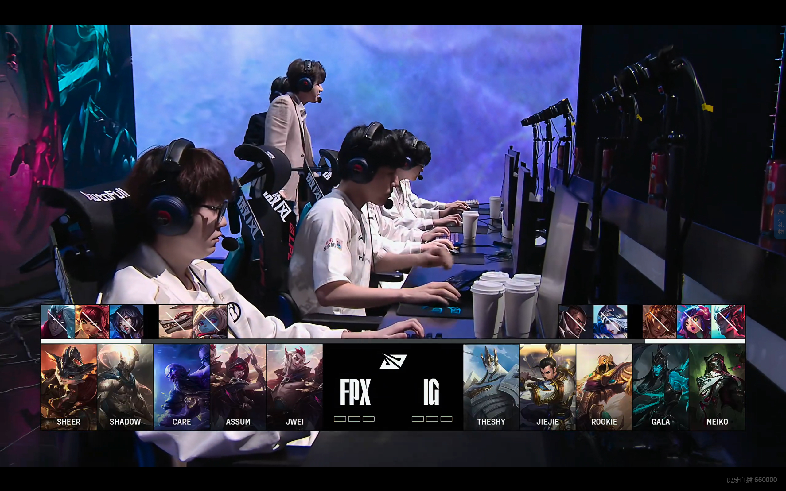 开云体育官网-FPX鏖战T1，Clid线上压制力十足宿敌对决半决赛，引爆全场热议