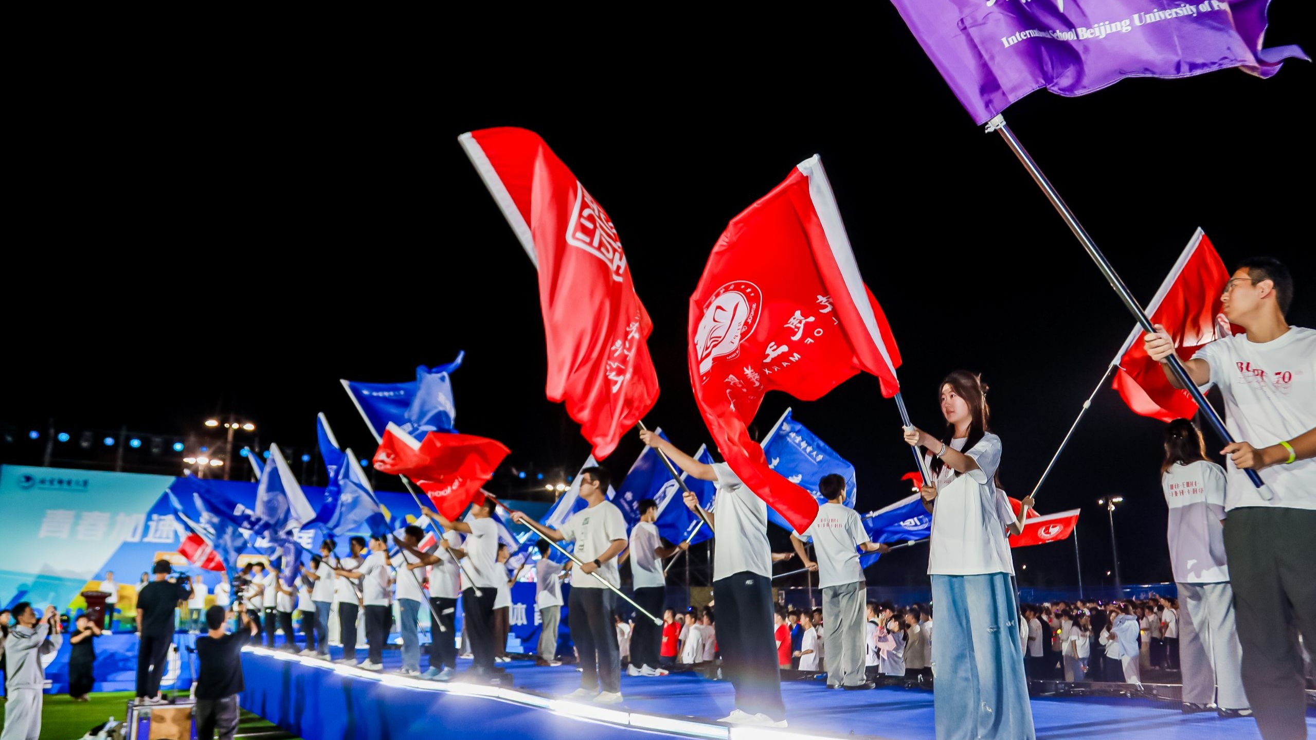 TL翻盘BLG，Gumayusi线上压制力十足宿命之战全球总决赛，点燃全场激情的简单介绍